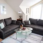 - Glw651 By Interhome