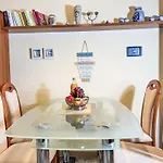 - Glw651 By Interhome דירה גלווה