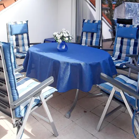 - Glw651 By Interhome *