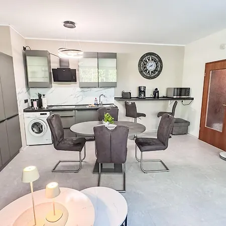 - Glw651 By Interhome